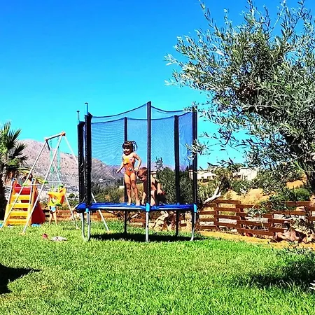 Alojamento de Acomodação e Pequeno-almoço Ci Vulia - Sicilia, Con Colazione, Piscina, Barbecue, Parcheggio, Free Wifi, Sea Pool And Bbq