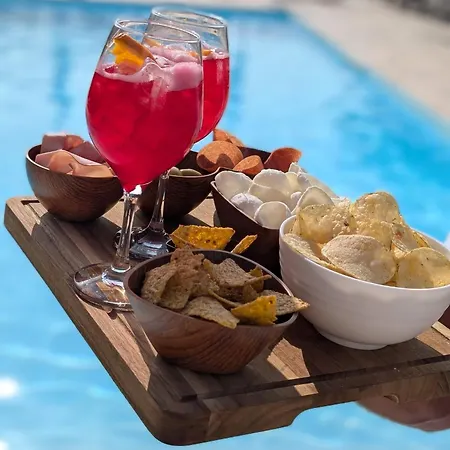 Ci Vulia - Sicilia, Con Colazione, Piscina, Barbecue, Parcheggio, Free Wifi, Sea Pool And Bbq